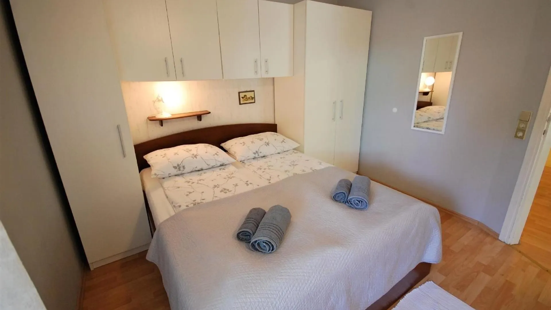 Ferienwohnung Fuer 5 Personen Ca 65 Qm In Njivice, Kvarner Bucht Krk Apartment Njivice